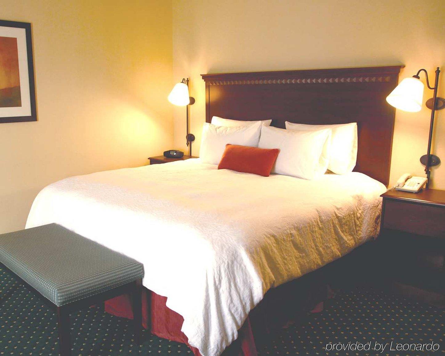 Hampton Inn & Suites Fargo Medical Center Bilik gambar