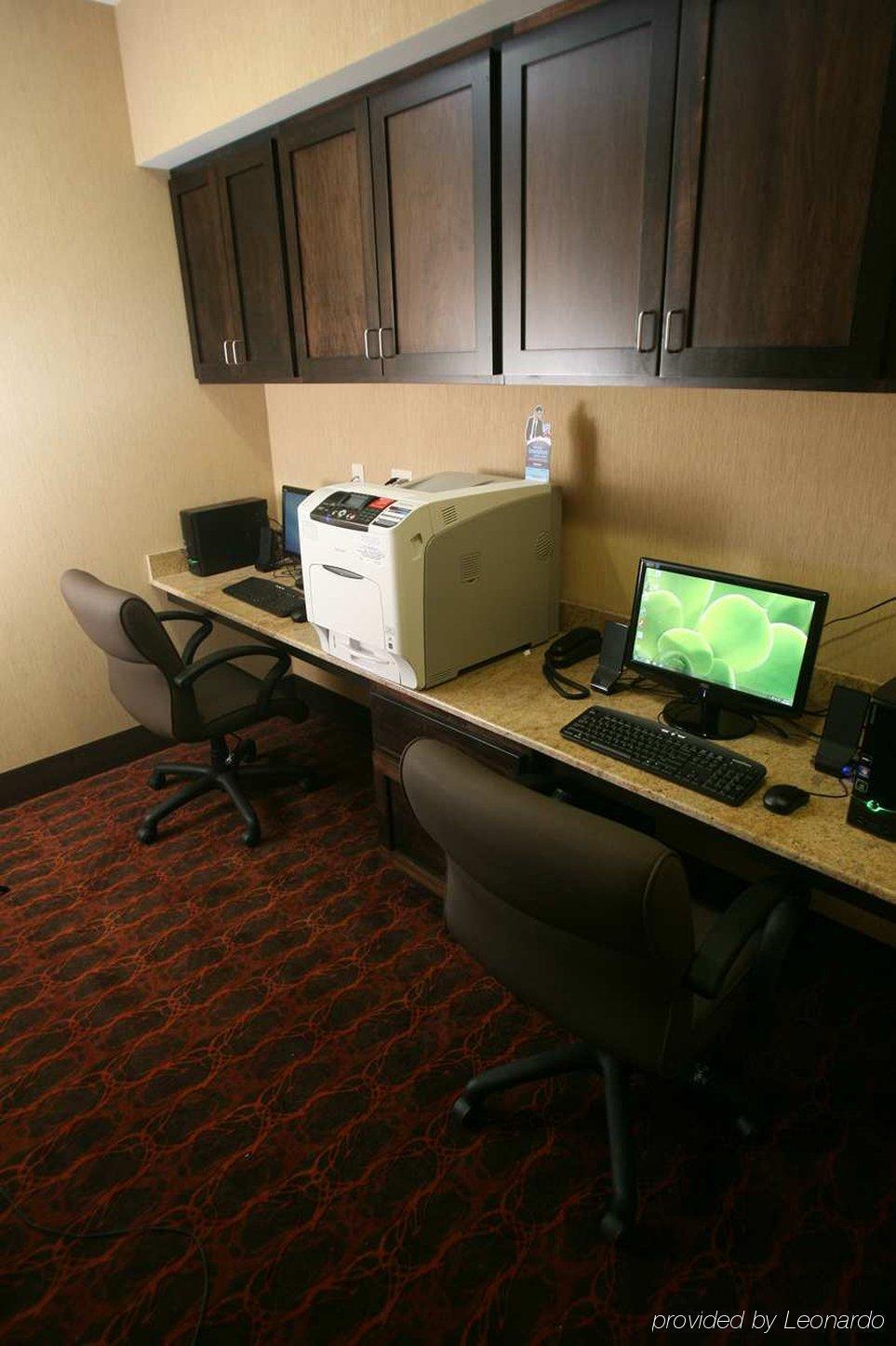 Hampton Inn & Suites Fargo Medical Center Perniagaan gambar